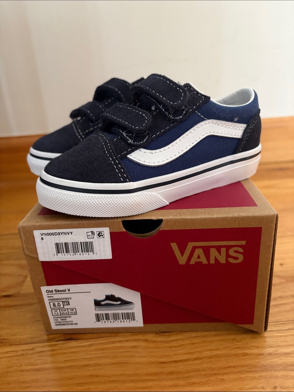 Vans Toddler Old Skool Velcro Sneakers Navy and White